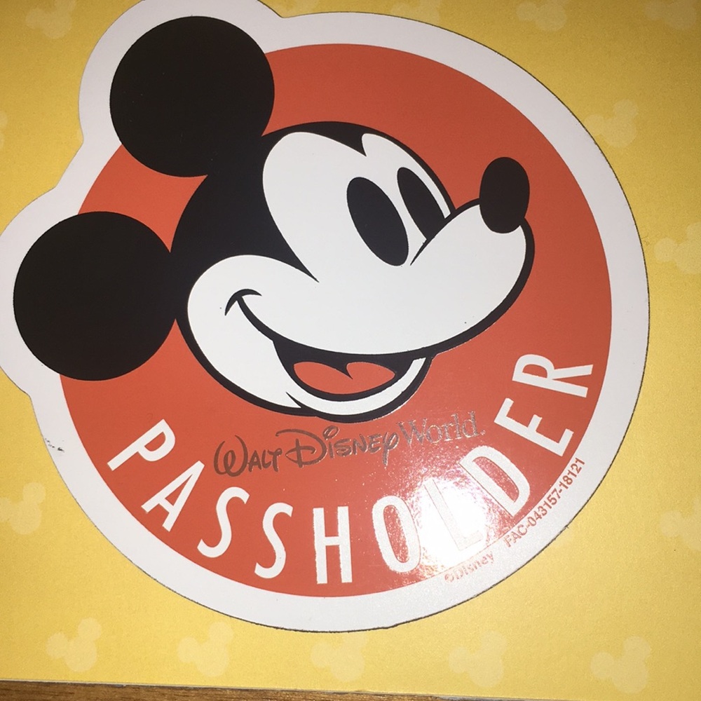 Mickey Mouse Magnet